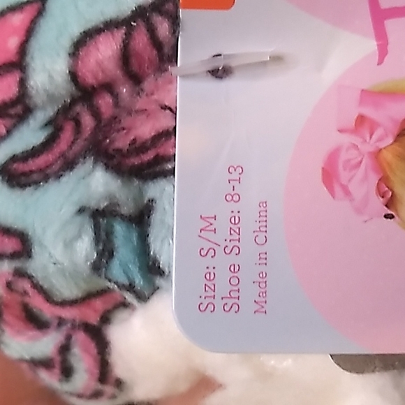 Jo Jo Siwa Girls slippers size 8-13 S/M Hearts & Bows Nickelodeon w no slip dots - Picture 5 of 8